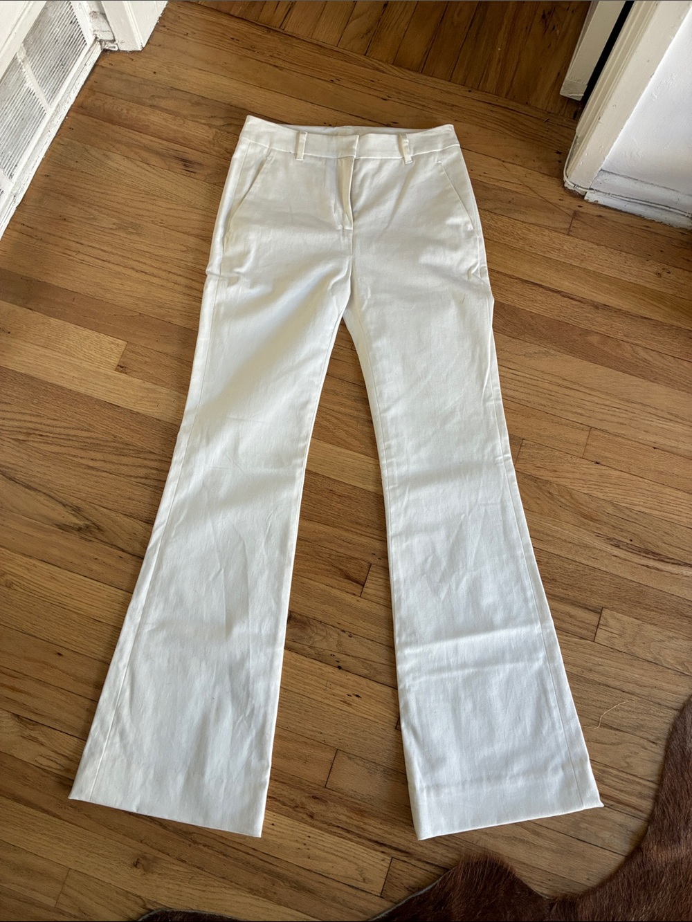 L’agence White Women's Flared pants - Classic High-Rise Style size 25